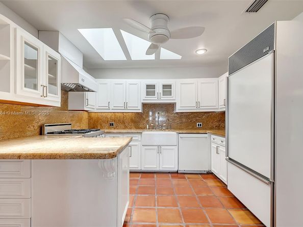 325 Bontona Ave, Fort Lauderdale FL 33301