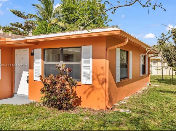 1451 NW 19th St, Fort Lauderdale FL 33311