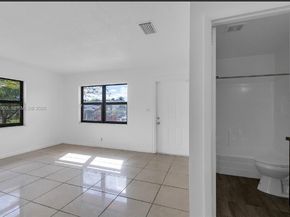 1451 NW 19th St, Fort Lauderdale FL 33311