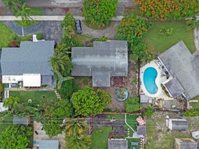 131 SE 11th St, Deerfield Beach FL 33441