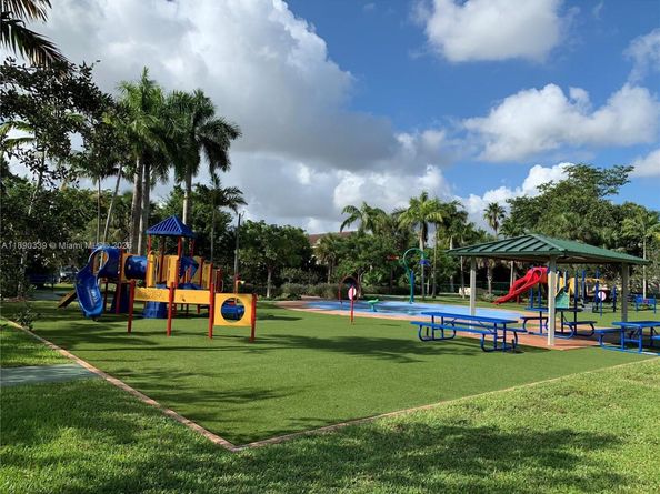 4530 NW 102nd Ct 4530, Doral FL 33178