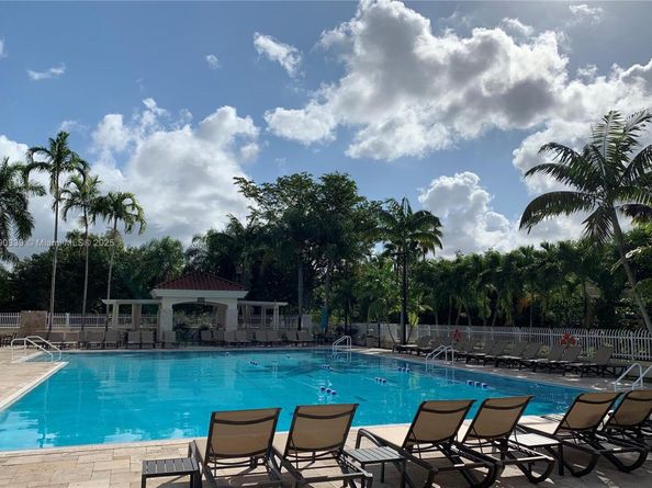 4530 NW 102nd Ct 4530, Doral FL 33178