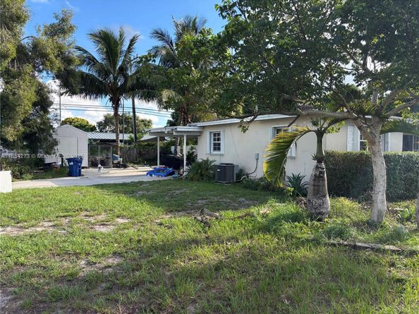 3351 NW 175th St, Miami Gardens FL 33056
