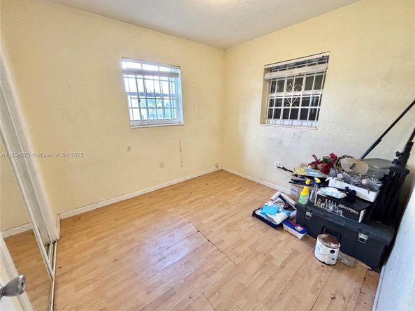 3351 NW 175th St, Miami Gardens FL 33056