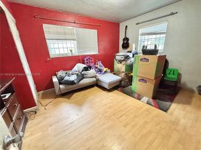 3351 NW 175th St, Miami Gardens FL 33056