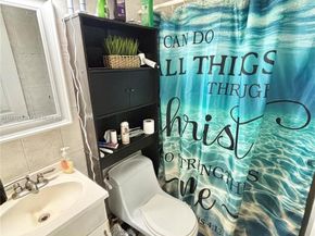 3351 NW 175th St, Miami Gardens FL 33056