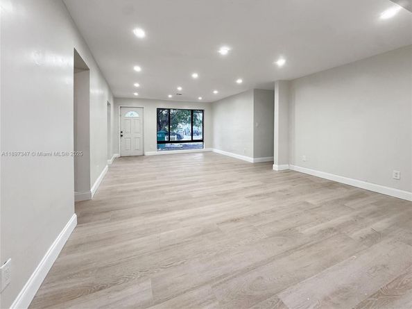 1449 SW 49th Ave, Fort Lauderdale FL 33317