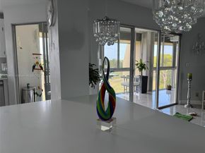 3836 Via Poinciana 604, Lake Worth FL 33467