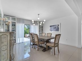 1006 NE 202nd Ln, Miami FL 33179