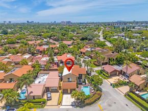 1006 NE 202nd Ln, Miami FL 33179