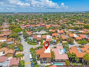 1006 NE 202nd Ln, Miami FL 33179