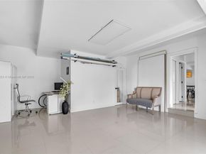 1006 NE 202nd Ln, Miami FL 33179