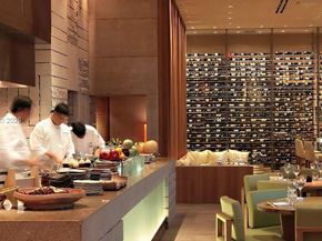 200 Biscayne Boulevard Way 4801, Miami FL 33131