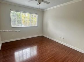 2424 Centergate Dr 204, Miramar FL 33025