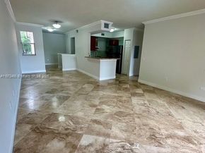 2424 Centergate Dr 204, Miramar FL 33025