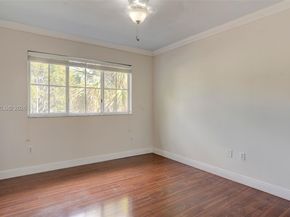 2424 Centergate Dr 204, Miramar FL 33025