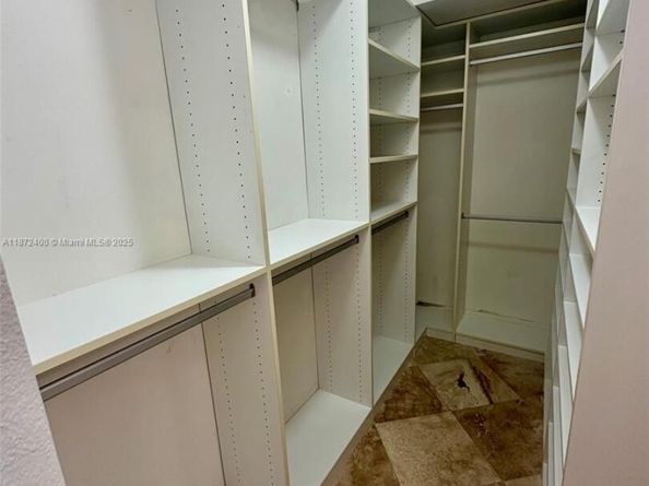 2424 Centergate Dr 204, Miramar FL 33025