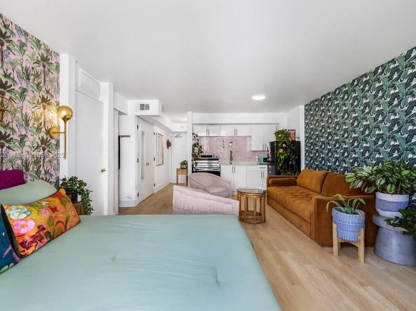 345 Ocean Dr 718, Miami Beach FL 33139