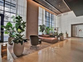 159 NE 6th St 2508, Miami FL 33132