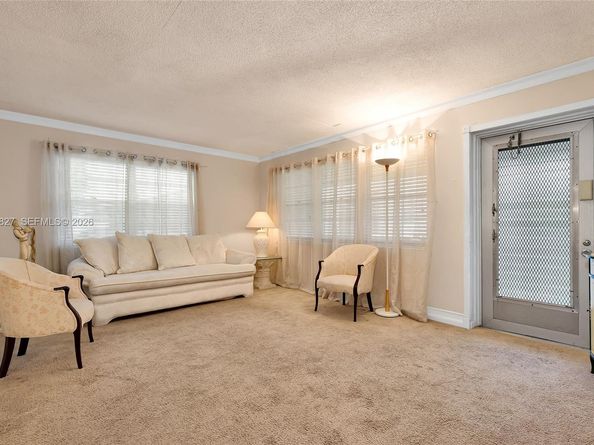 418 Sheffield Q 418, West Palm Beach FL 33417