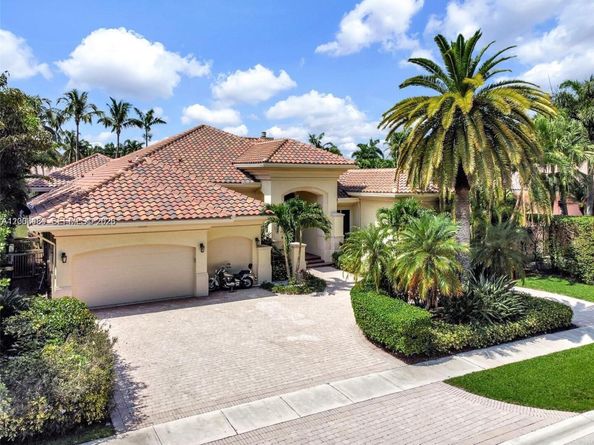 10430 Kestrel St, Plantation FL 33324