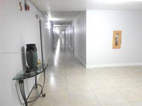 9350 Fontainebleau Blvd 515, Miami FL 33172