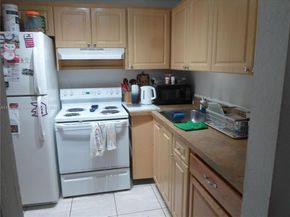 9350 Fontainebleau Blvd 515, Miami FL 33172
