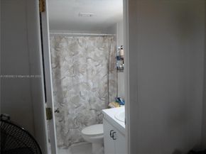 9350 Fontainebleau Blvd 515, Miami FL 33172