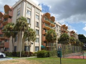 9350 Fontainebleau Blvd 515, Miami FL 33172