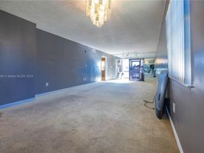 9740 W Mcnab Rd 111, Tamarac FL 33321