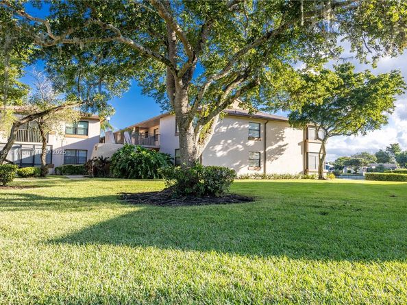 9740 W Mcnab Rd 111, Tamarac FL 33321