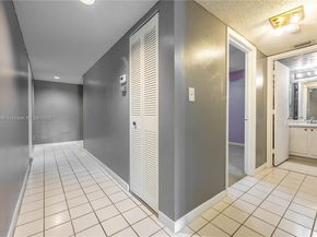 9740 W Mcnab Rd 111, Tamarac FL 33321