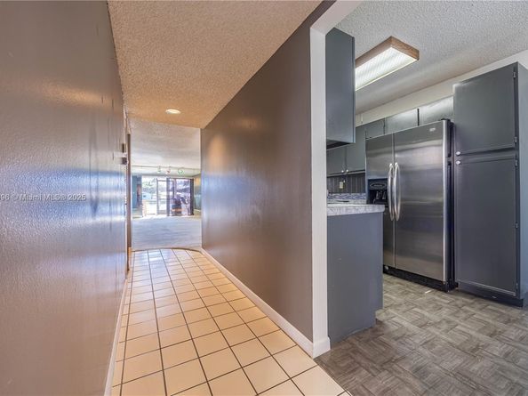9740 W Mcnab Rd 111, Tamarac FL 33321
