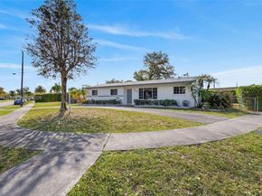 11190 SW 57th St, Miami FL 33173