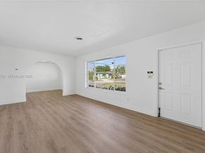 11190 SW 57th St, Miami FL 33173