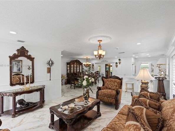851 NW 132nd Pl, Miami FL 33182