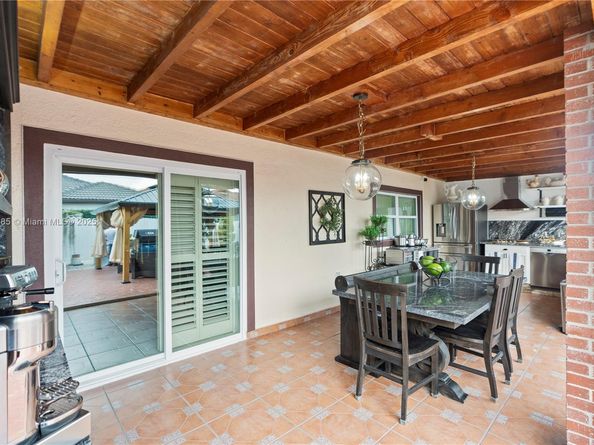 851 NW 132nd Pl, Miami FL 33182