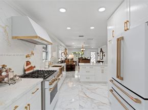 851 NW 132nd Pl, Miami FL 33182