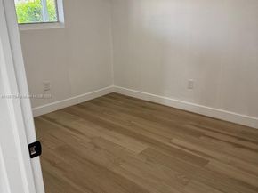 3840 NE 12th Ave, Pompano Beach FL 33064
