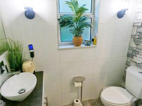 Undisclosed Address #A12013640, North Miami FL 33168