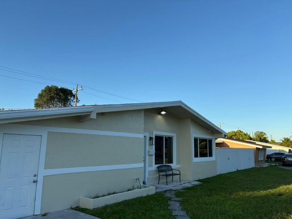 6701 SW 26th Ct, Miramar FL 33023