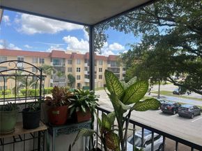 4156 Inverrary Dr 309, Lauderhill FL 33319