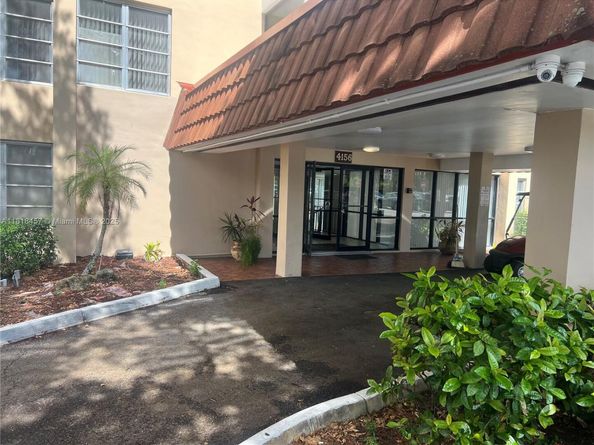 4156 Inverrary Dr 309, Lauderhill FL 33319