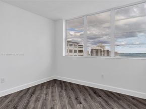 825 Brickell Bay Dr 1942, Miami FL 33131
