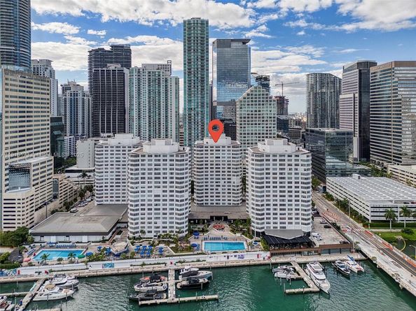 825 Brickell Bay Dr 1942, Miami FL 33131