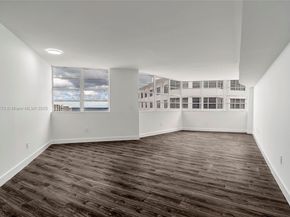 825 Brickell Bay Dr 1942, Miami FL 33131