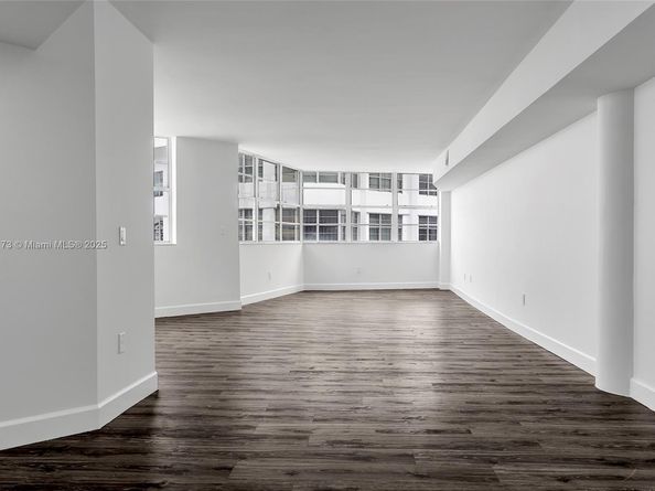 825 Brickell Bay Dr 1942, Miami FL 33131