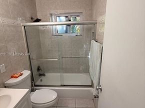 661 NE 61st St, Miami FL 33137