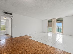 1024 SE 3rd Ave 301, Dania Beach FL 33004