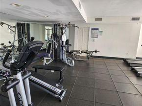 4242 NW 2nd St 1202, Miami FL 33126